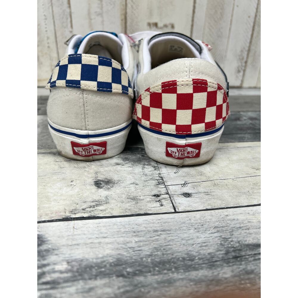 Authentic Vans x Taka Hayashi DIY Low Top Sneakers - Picture 10 of 16